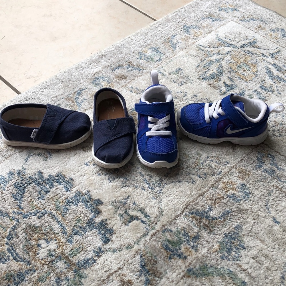 Toms and Nike size 5 & 5.5